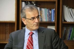 د. نه‌جمه‌ددین كه‌ریم وه‌غه‌را داویێ كر