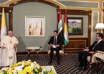 نیچیرڤان بارزانى و مه‌سروور بارزانى د گه‌ل پاپاى كۆم بوون