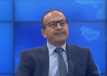 كۆمسیون: چ گڤاشتنێن سیاسى ل سه‌ر مه‌ نینن