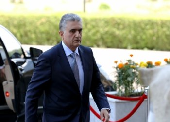 ڕێبەر ئەحمەد: حکومەتا عیراقێ هاریکاریا پێشمەرگەی ناکەت