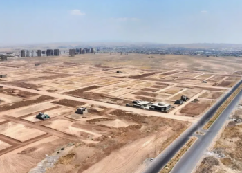 خانەنشین دێ پارچەیێن ئەردی وەرگرن