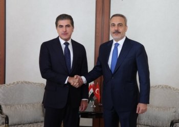 نێچیرڤان بارزانی و هاكان فیدان وەزیرێ دەرڤە یێ توركیا كۆمبوون