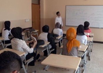 حكومەتا هەرێما كوردستانێ: ئەڤسالە نێزیكی 9 هزار قوتابییان ڤەگەریاینە خواندنێ