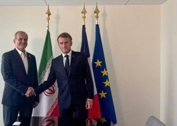 ئیمانوێل ماکرۆن بۆ مه‌سعود پزیشكیان: دڤێت هێرشێ ل سه‌ر وه‌لاتێن جیران نه‌كه‌ی